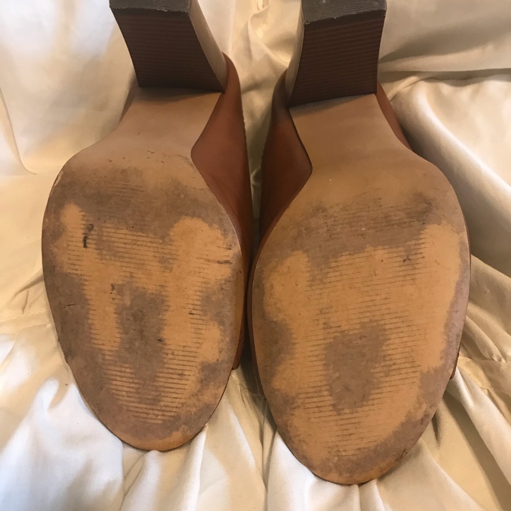 Target Heels - Picture 5 of 5